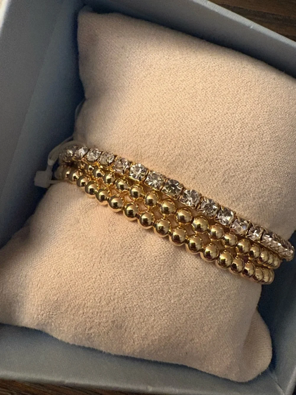 NEW House of Harlow 1960 Gold Stretch Bracelet Set